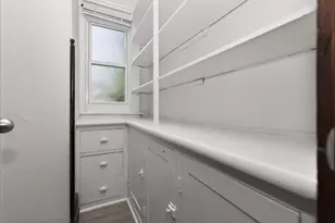 2955 N Holton St, Milwaukee, WI 53212 - Photo 15