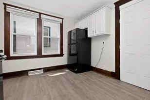 2955 N Holton St, Milwaukee, WI 53212 - Photo 7