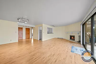 54  Lausanne Ct #05, Geneva, WI 53147 - Photo 5
