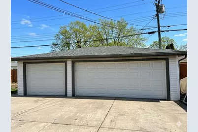 3444 S 76th St, Milwaukee, WI 53219 - Photo 5