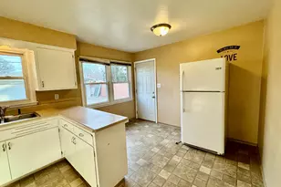 3444 S 76th St, Milwaukee, WI 53219 - Photo 9