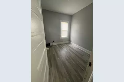 1120 S 63rd St #Lower, West Allis, WI 53214 - Photo 9