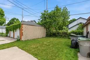 2804 N Avondale Blvd, Milwaukee, WI 53210 - Photo 37
