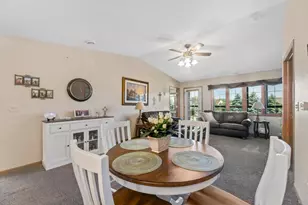 273 Oconomowoc Pkwy, Oconomowoc, WI 53066 - Photo 5