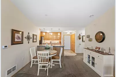 273  Oconomowoc Pkwy, Oconomowoc, WI 53066 - Photo 7