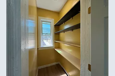 721 S 9th St, Milwaukee, WI 53215 - Photo 9