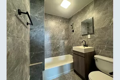 721 S 9th St, Milwaukee, WI 53215 - Photo 11