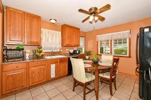 2426 5th Ave, South Milwaukee, WI 53172 - Photo 7