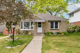 2426 5th Ave, South Milwaukee, WI 53172 - Photo 1