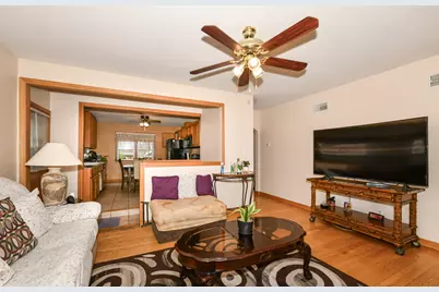 2426  5th Ave, South Milwaukee, WI 53172 - Photo 5