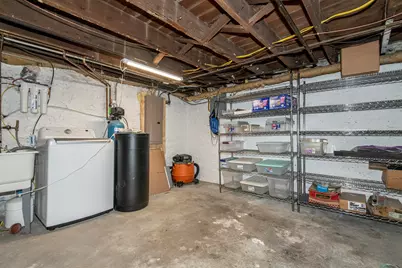 1121  Adams St, Waukesha, WI 53186 - Photo 31