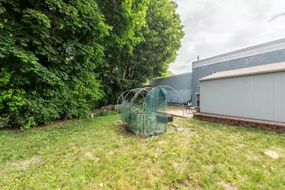 1121  Adams St, Waukesha, WI 53186 - Photo 9