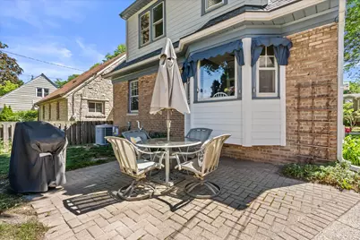 2641 N 75th St, Wauwatosa, WI 53213 - Photo 9