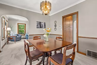 2641 N 75th St, Wauwatosa, WI 53213 - Photo 23