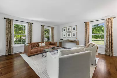 11912 N Lantern Ln, Mequon, WI 53092 - Photo 7