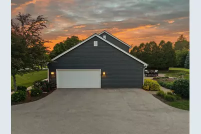 11912 N Lantern Ln, Mequon, WI 53092 - Photo 47