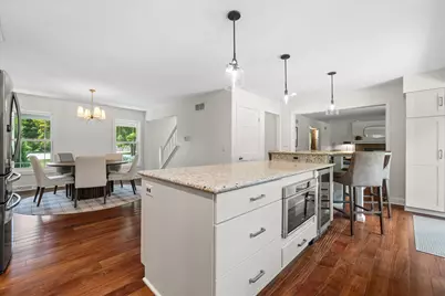 11912 N Lantern Ln, Mequon, WI 53092 - Photo 15