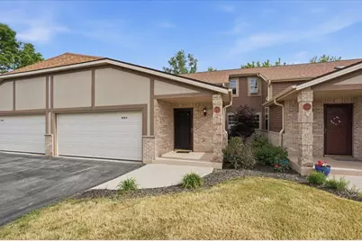N113W16218  Sylvan Cir #B-18, Germantown, WI 53022 - Photo 1