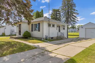 2305 Mayflower Ave, Sheboygan, WI 53083 - Photo 25