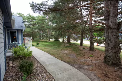 984  Bay View Cir, Mukwonago, WI 53149 - Photo 23