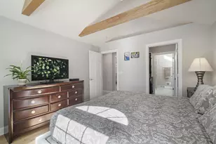 7424 N Santa Monica Blvd, Fox Point, WI 53217 - Photo 17