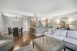7424 N Santa Monica Blvd, Fox Point, WI 53217 - Photo 5