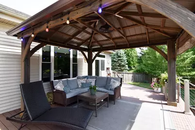 30936  Royal Hill Rd, Racine, WI 53105 - Photo 5
