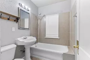 2466 N 46th St, Milwaukee, WI 53210 - Photo 7