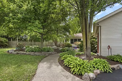 30737  Wild Goose Ln, Burlington, WI 53105 - Photo 41