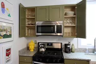 824 E Pearson St, Milwaukee, WI 53202 - Photo 7