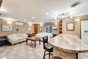 11355 N Rosewood Dr, Mequon, WI 53092 - Photo 15