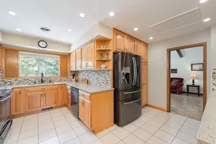 11355 N Rosewood Dr, Mequon, WI 53092 - Photo 7