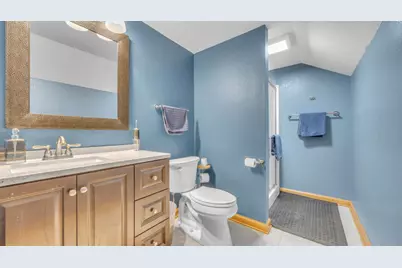 4564  Broadway St, Manitowoc, WI 54220 - Photo 21