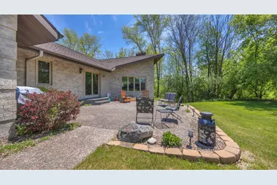 4564  Broadway St, Manitowoc, WI 54220 - Photo 25