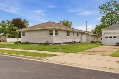 114 W Logan St, Tomah, WI 54660 - Photo 33