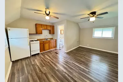 2008 S 79th St #Upper, West Allis, WI 53219 - Photo 5