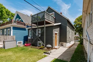 2807 S 9th St, Milwaukee, WI 53215 - Photo 27