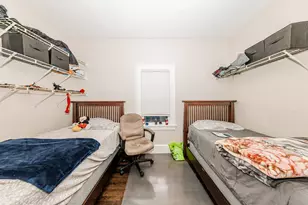 2807 S 9th St, Milwaukee, WI 53215 - Photo 9