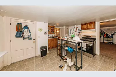 2807 S 9th St, Milwaukee, WI 53215 - Photo 21