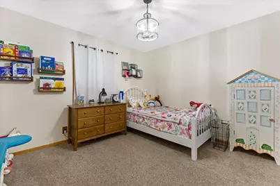3422  Eagle Rd, Racine, WI 53139 - Photo 17