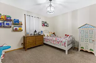 3422 Eagle Rd, Racine, WI 53139 - Photo 17