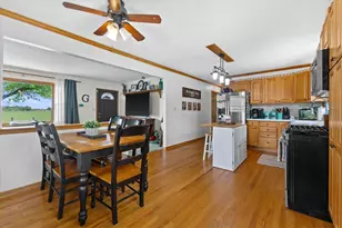 3422 Eagle Rd, Racine, WI 53139 - Photo 7
