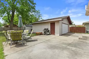 3422 Eagle Rd, Racine, WI 53139 - Photo 25