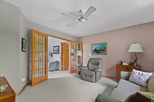 W243N2205 Deer Park Ct, Pewaukee, WI 53072 - Photo 11