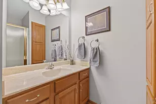 W243N2205 Deer Park Ct, Pewaukee, WI 53072 - Photo 27