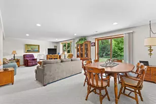 W243N2205 Deer Park Ct, Pewaukee, WI 53072 - Photo 29