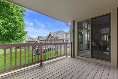 W243N2205  Deer Park Ct #B, Pewaukee, WI 53072 - Photo 39