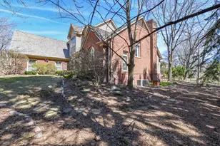 530 Park Cir, Elm Grove, WI 53122 - Photo 39