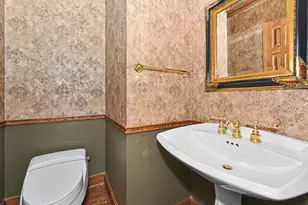 530 Park Cir, Elm Grove, WI 53122 - Photo 29
