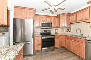 4215 N 100th St, Milwaukee, WI 53222 - Photo 1